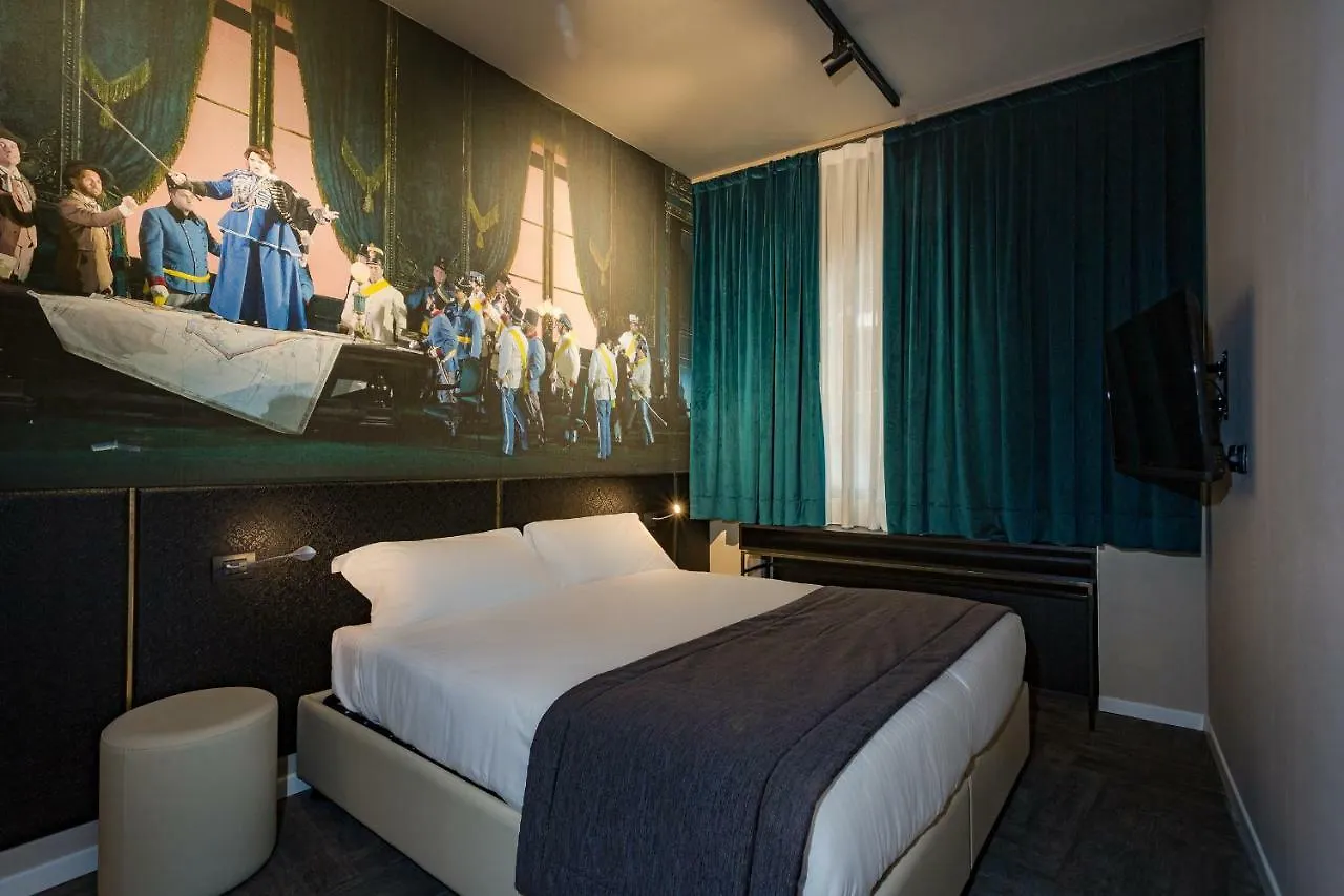 Italianflat - Theatrum Rooms And Suite Verona 2*,