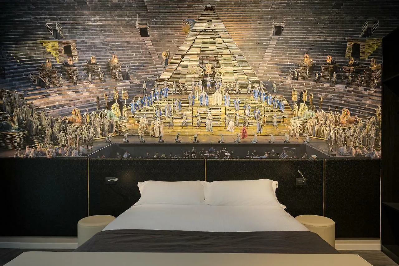 Italianflat - Theatrum Rooms And Suite Verona Itálie