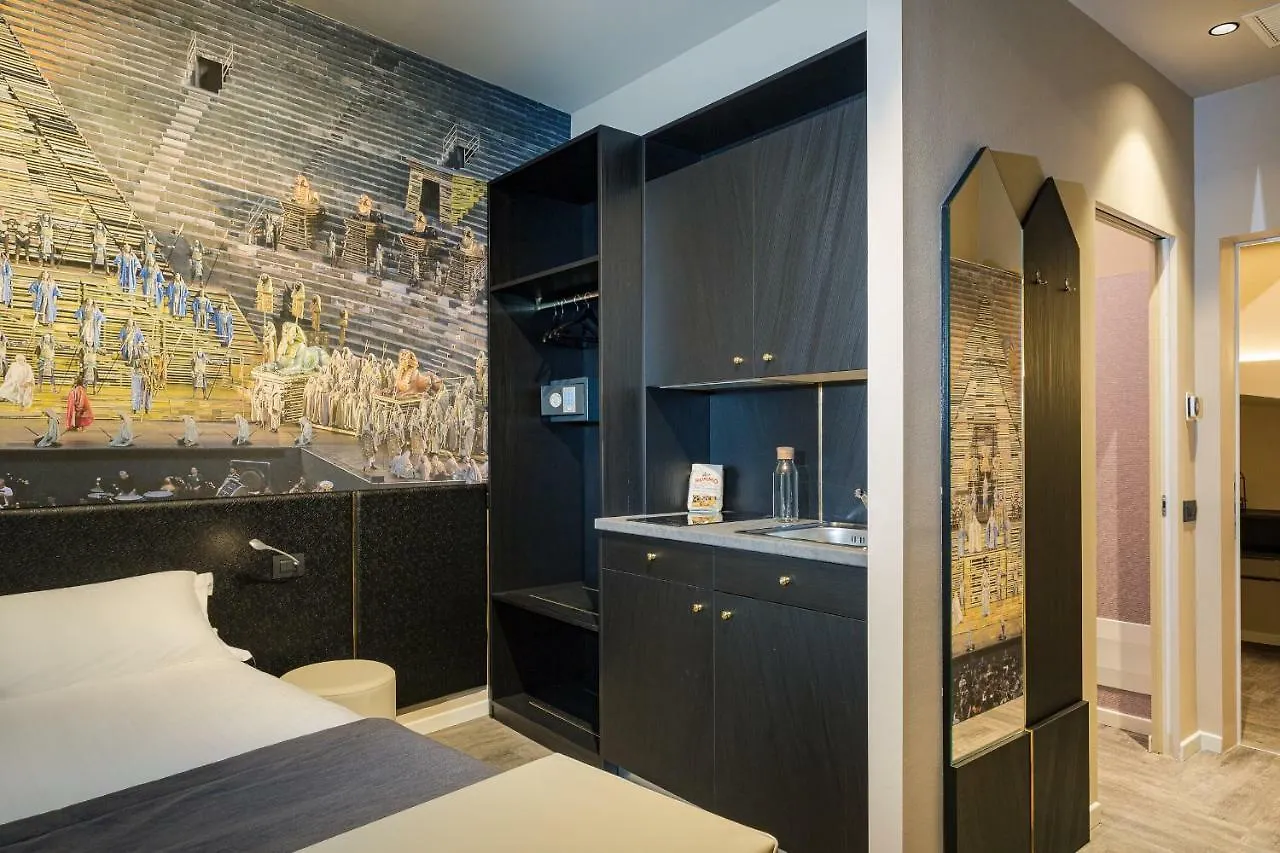Italianflat - Theatrum Rooms And Suite Verona Casa de hóspedes